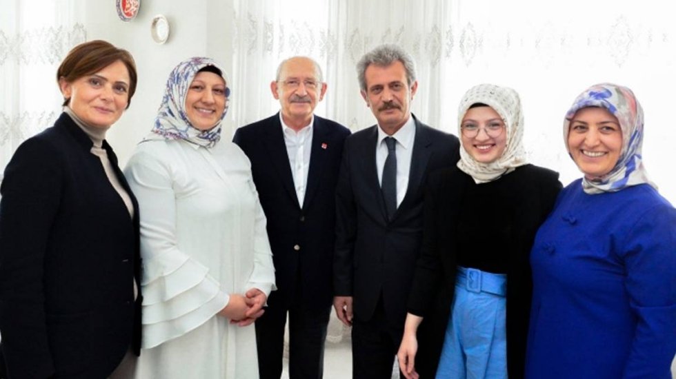 Erdoğan&rsquo;ın &lsquo;Camide bira i&ccedil;tiler&rsquo; iddiasını yalanlayan m&uuml;ezzin CHP&rsquo;den aday adayı oldu