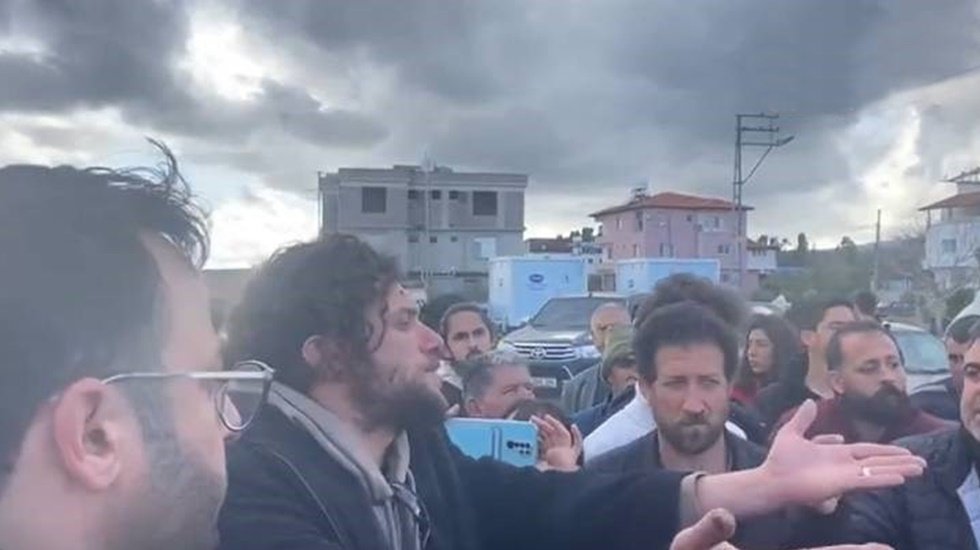Hatay Vali Yardımcısı İBB&rsquo;nin kurduğu eğitim &ccedil;adırlarının s&ouml;k&uuml;lmesini istedi!