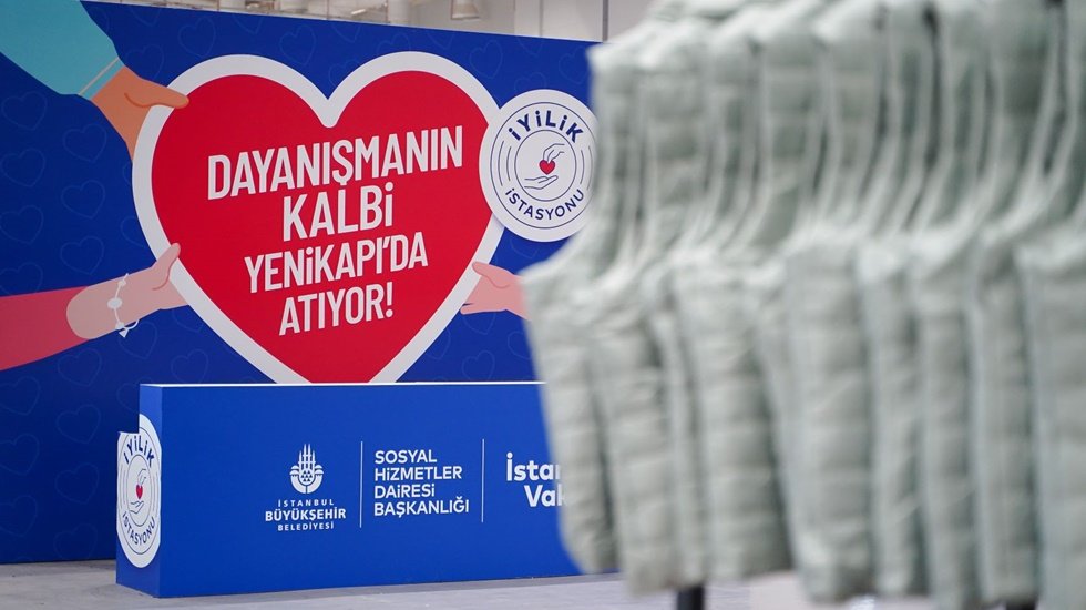 İBB’nin Yenikapı Yardım Toplama Merkezi’nde ‘İyilik İstasyonu’ açıldı...