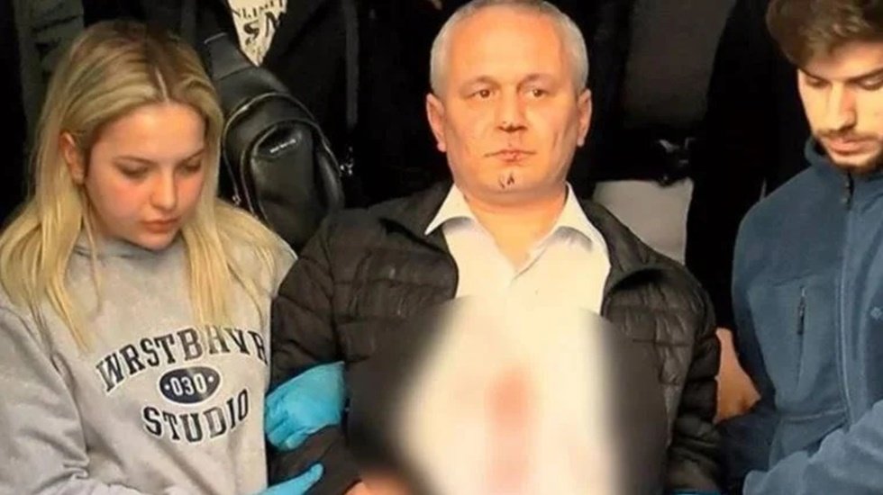 İlahiyat&ccedil;ı Cemil Kılı&ccedil;&rsquo;a evinin &ouml;n&uuml;nde sopayla saldıranlar serbest bırakılmasını hukukcular yorumladı...