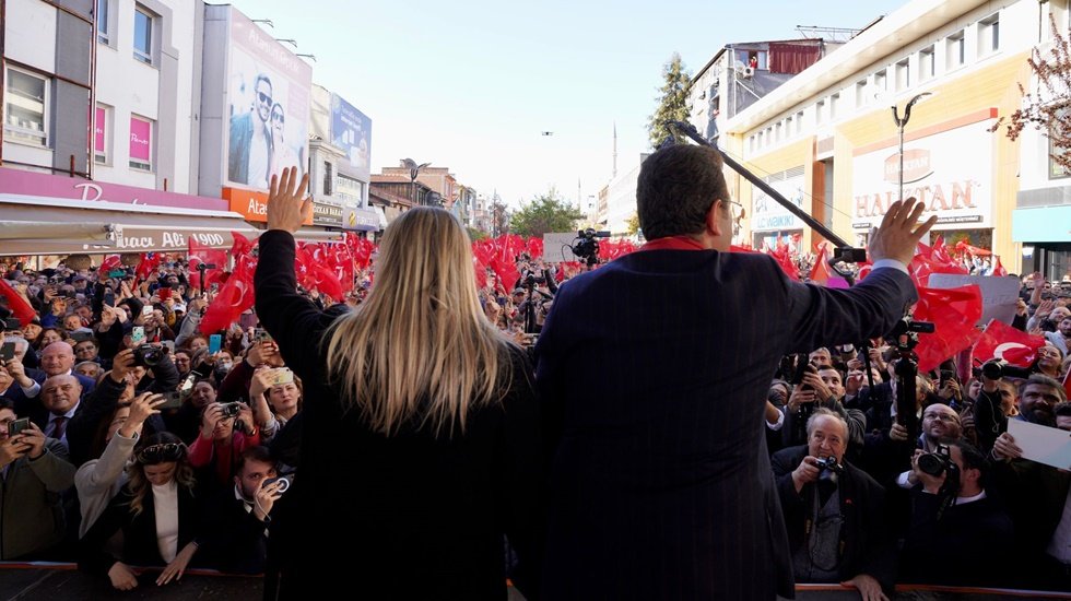 İmamoğlu: "'Ben, bu birliğin dışında kalacağım, kendi g&uuml;c&uuml;m&uuml; g&ouml;stereceğim&rsquo; diyen başkasının ekmeğine yağ s&uuml;rer"