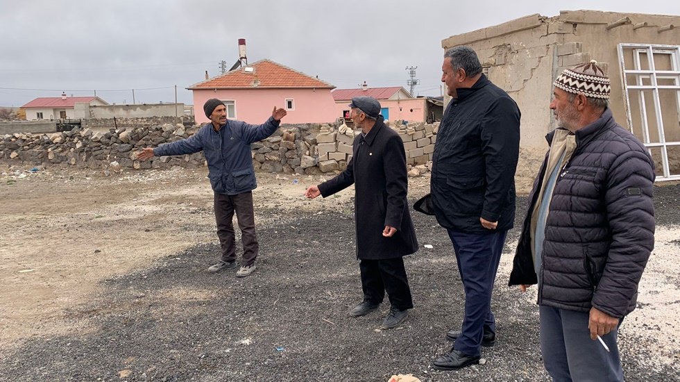 K&ouml;yl&uuml; kaygılı: Başka illerden gelenler Milli Emlak ihalelerinde fiyatları y&uuml;kseltip, arazileri alıyorlar...