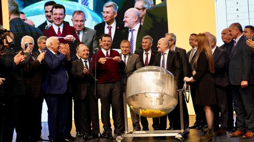 Kuralar çekildi: İstanbullular yeni taksilerini bekliyor