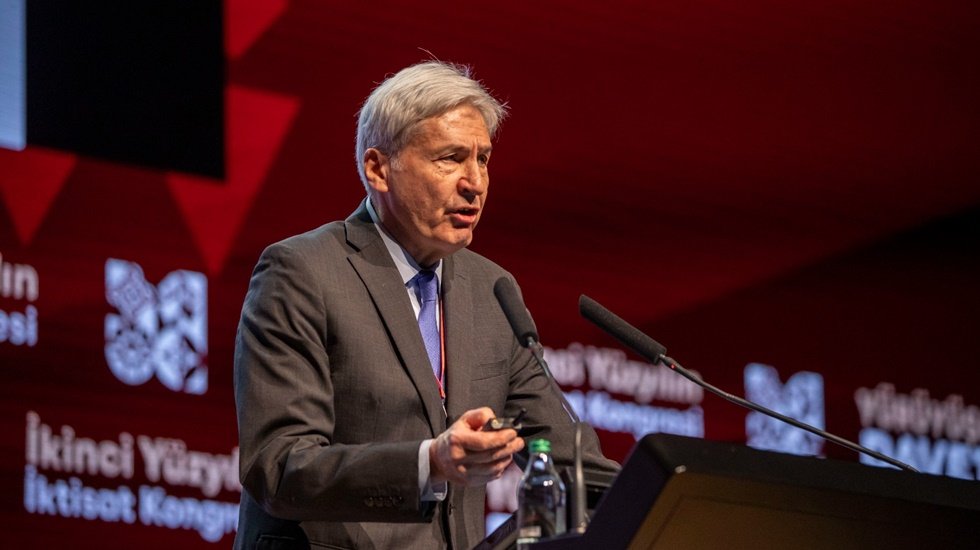 Prof. Dr. Şevket Pamuk: &ldquo;Şeffaflığa ve hukuk devletine ihtiyacımız var&rdquo;