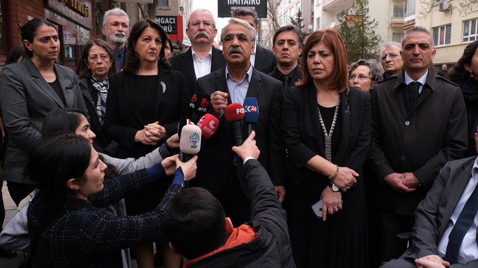 Sancar: İlk 3 g&uuml;n ortada olmayanlar bu yaşanan &ouml;l&uuml;mlerden birebir sorumludur