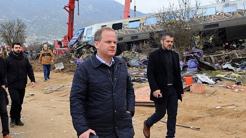 Tren kazasının ardından Yunanistan Ulaştırma Bakanı istifa etti