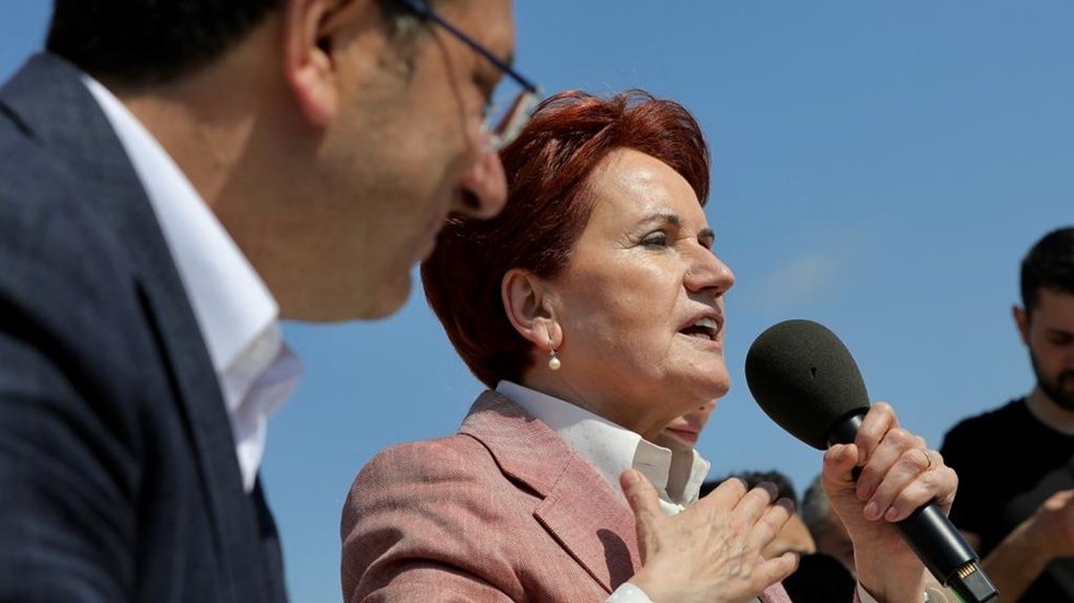 Akşener: 15 Mayıs'ta bir avu&ccedil; insanı evine g&ouml;ndermesi lazım.