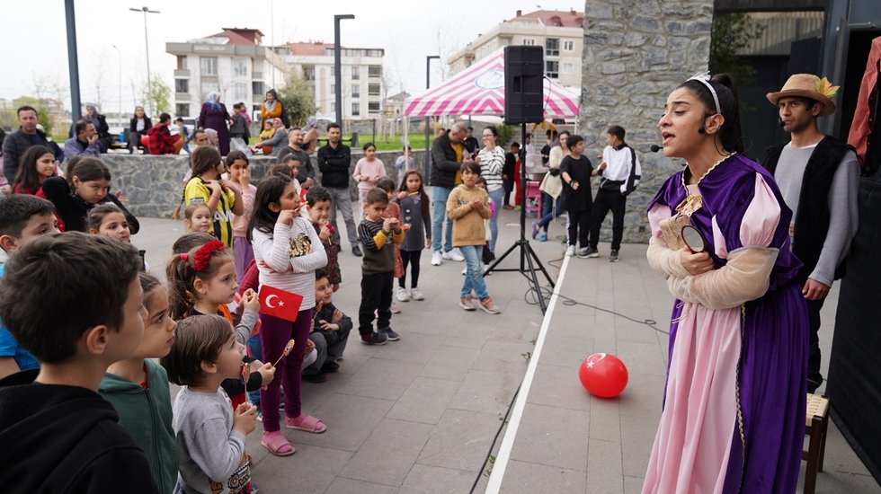 Beylikd&uuml;z&uuml;&rsquo;nde &ccedil;ocuklar 23 Nisan'da bayram coşkusunu doyasıya yaşayacak...