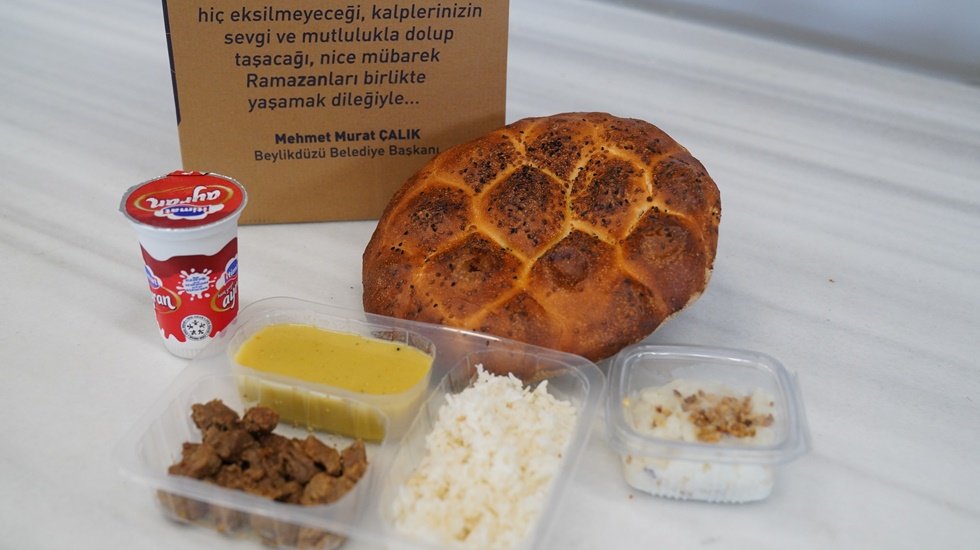 Beylikdüzü’nde ramazan boyunca sıcak yemek dağıtımı