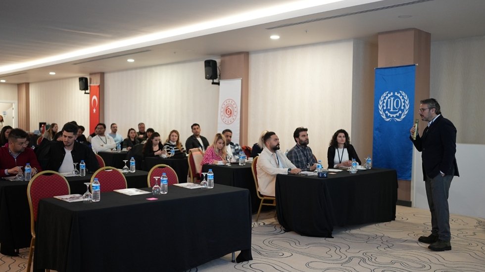 ILO'dan 'çocuk işçiliğiyle mücadele' konusunda eğitim...