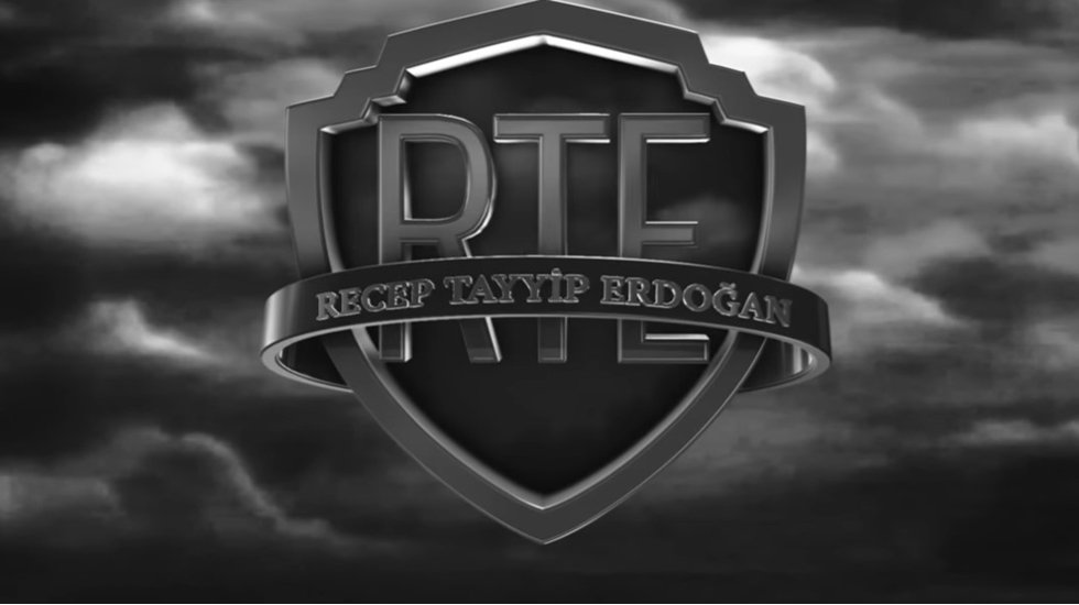 İYİ Parti'nin yeni videosu &ldquo;Deftere yazılanlar&rdquo; ismi ve &ldquo;RTE sunar&rdquo; yazısıyla başlıyor
