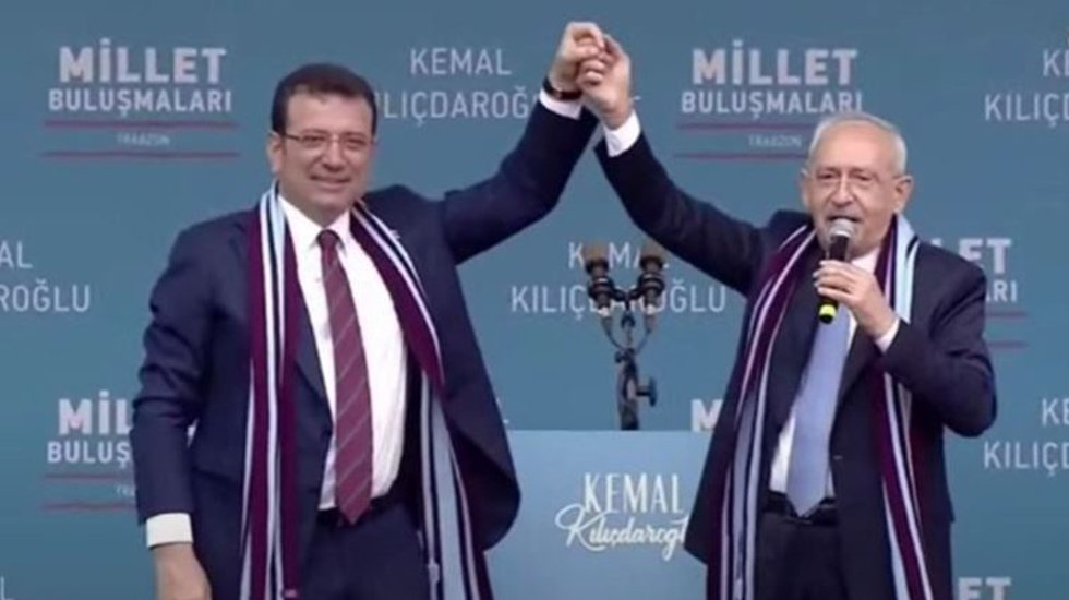 Fikret Bila, İmamoğlu'nun &ouml;n&uuml;ndeki &uuml;&ccedil; se&ccedil;eneği yazdı