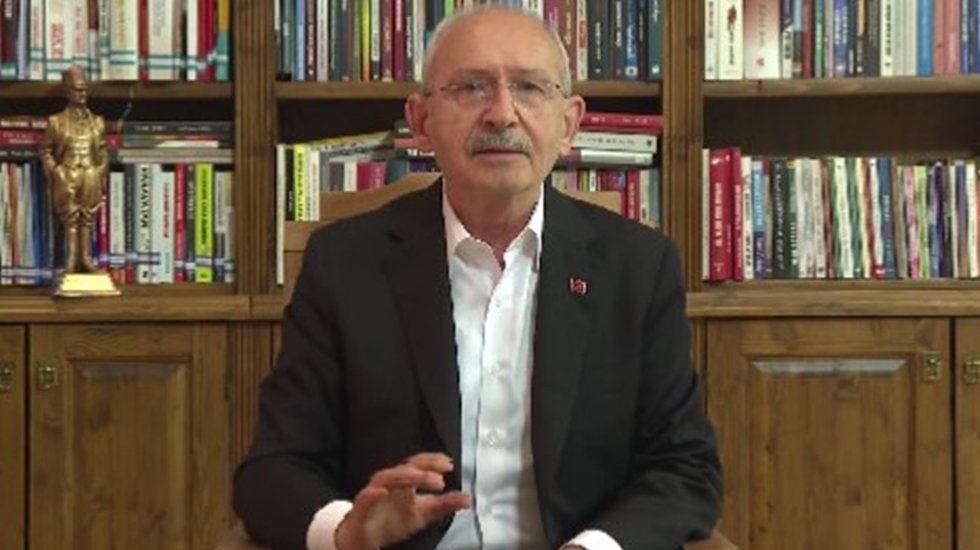 Kılı&ccedil;daroğlu'ndan emekliye: "Hesabınıza tek seferde 15 bin TL yatacak. Geriye d&ouml;n&uuml;k &ouml;deme yapacağız"
