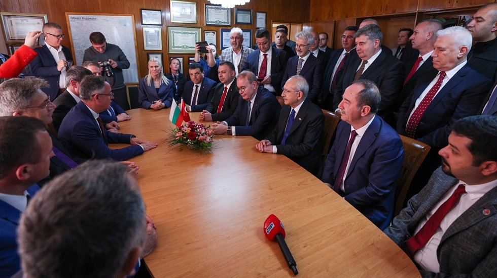 Kılı&ccedil;daroğlu'nun Bulgaristan ziyareti: "384 bin ile Bulgaristan doğumlu se&ccedil;men"