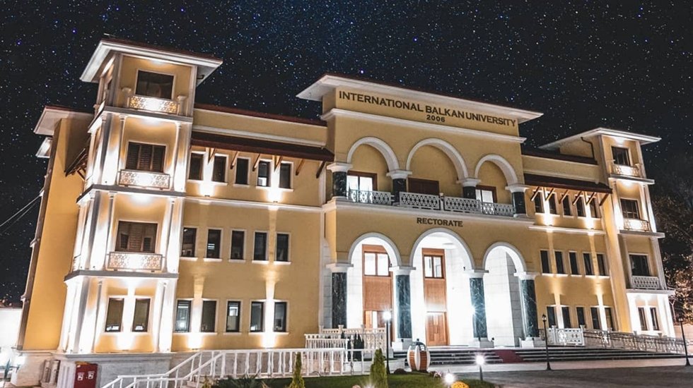 TBMM Başkanı Şentop&rsquo;un &uuml;niversitesinde skandal; 3000 Euro&rsquo;ya sınavsız kayıt