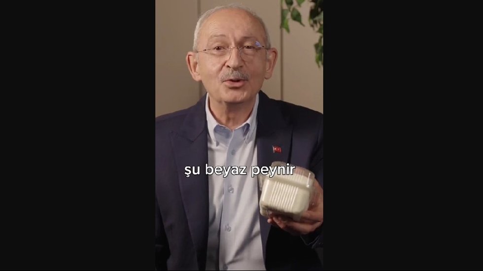 'TikTok' hesabından video paylaşan Kılı&ccedil;daroğlu  peynir fiyatına dikkat &ccedil;ekti...