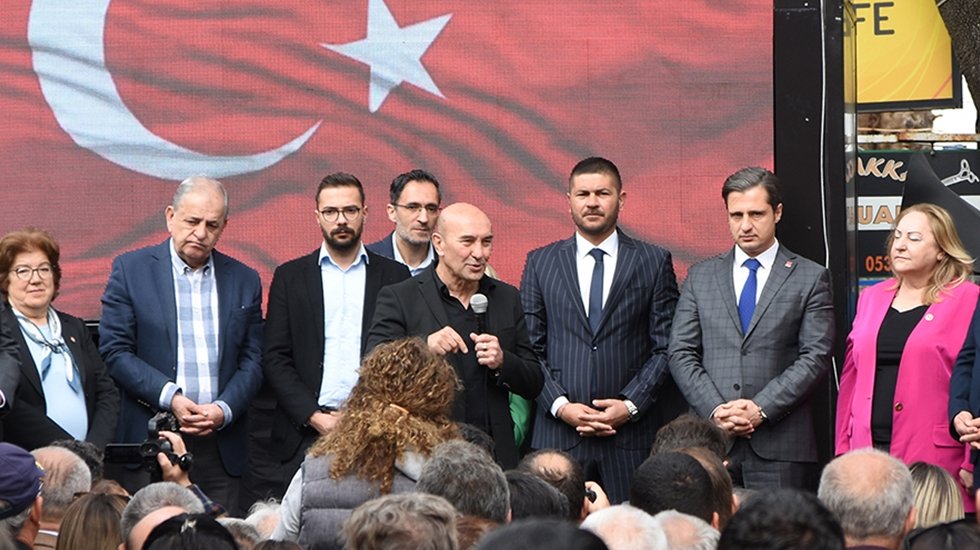 Yenifo&ccedil;a&rsquo;da Millet İttifakı Cumhurbaşkanı se&ccedil;im ofisi a&ccedil;ıldı