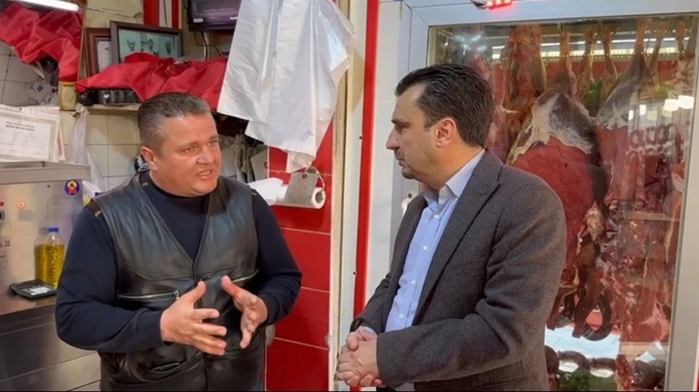 Yurttaş i&ccedil;in et hayal oldu, tavuk fiyatları 100 liraya dayandı