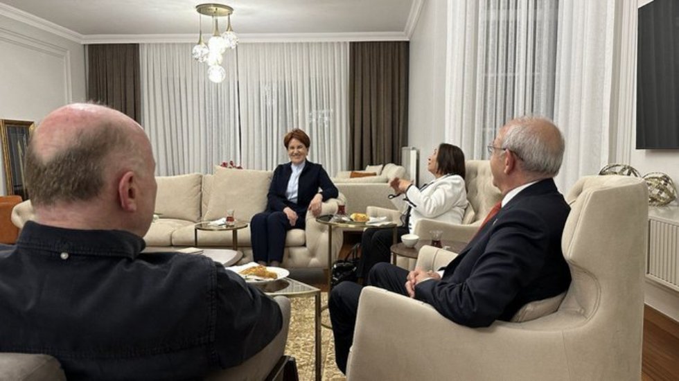 Akşener ailesi, Kılı&ccedil;daroğlu ailesini evinde ağırladı