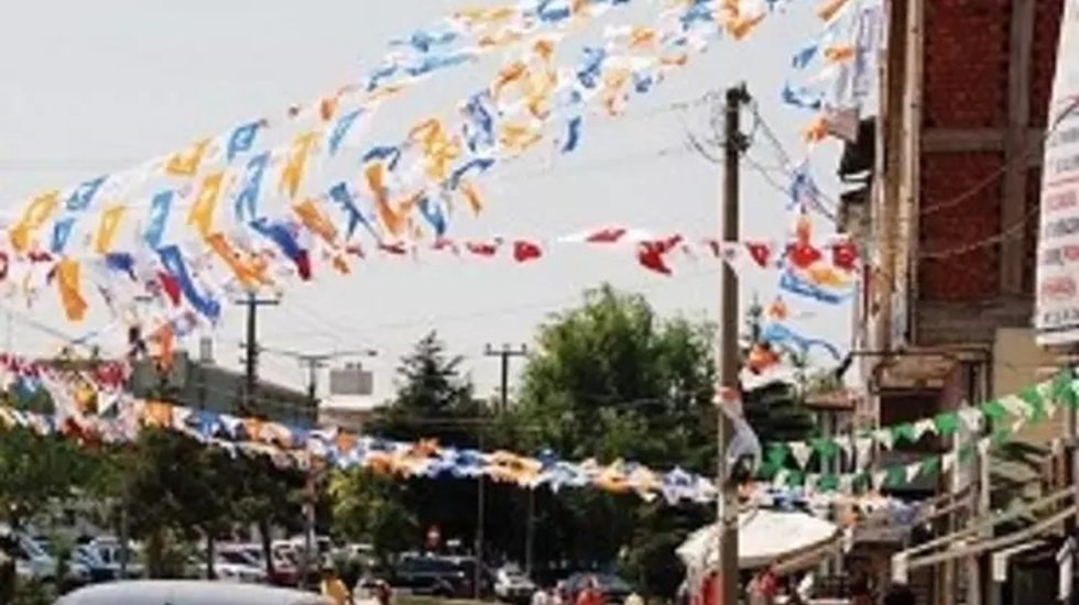 &Ccedil;evre kirliliğine neden olan afişlerin maliyeti&hellip;