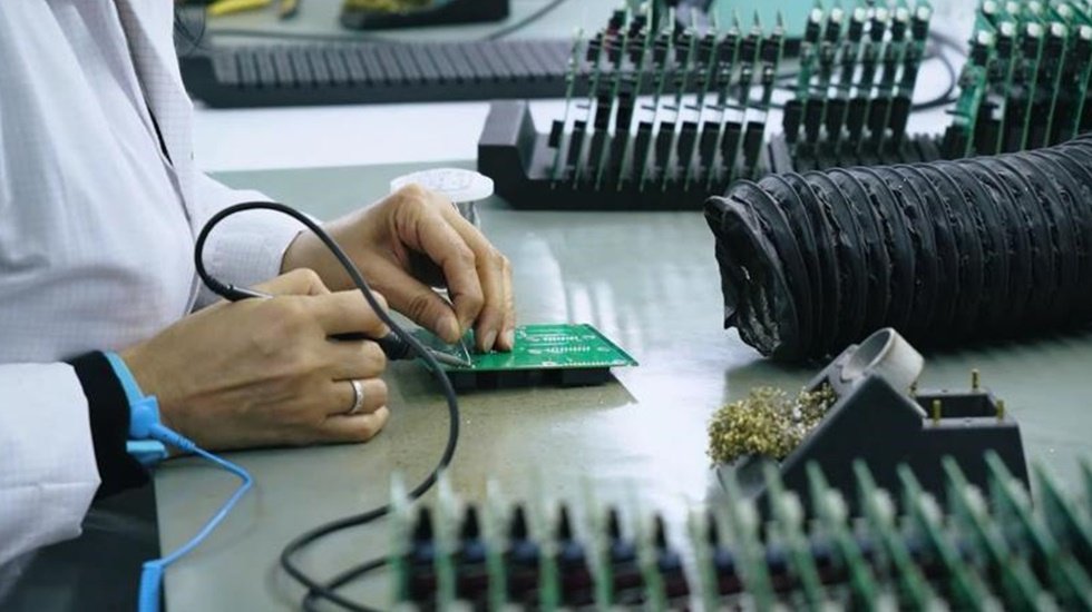 Çipte serbest ticaret diye bir şey yok: “ABD yaptırım tehtitleriyle pazara hakim....’’