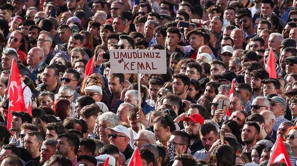 &Ccedil;ocuklarımızın hayatlarını &ldquo;&ccedil;alan&rdquo; d&uuml;zeni sona erdireceğiz&nbsp;