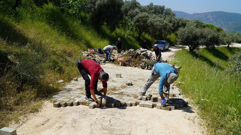 Efes Sel&ccedil;uklu &uuml;reticiler imeceyle yollarına kavuştu