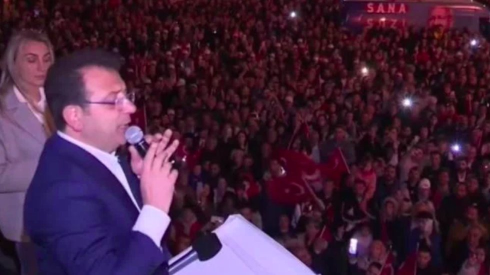 İmamoğlu, Sabiha G&ouml;k&ccedil;en Havalimanı'nda konuştu: K&ouml;t&uuml;l&uuml;ğe son vereceğiz iyilik kazanacak!