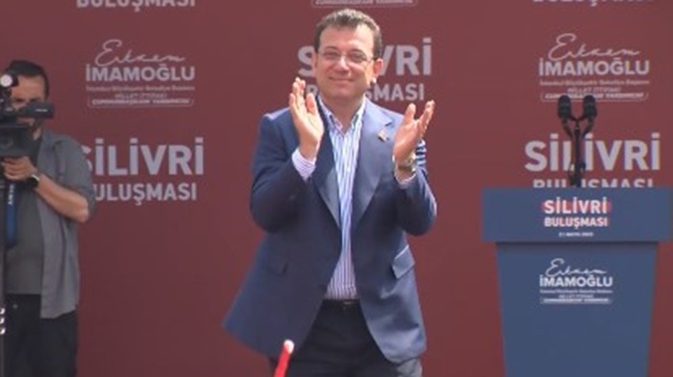 İmamoğlu: "Y&uuml;zde 60'ın &uuml;st&uuml;nde milletimizin oyuna talibiz"