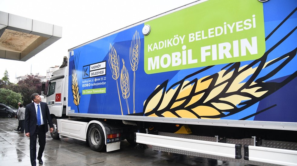 Kadıköy belediyesi mobil fırınında her gün 35 bin ekmek üretilecek