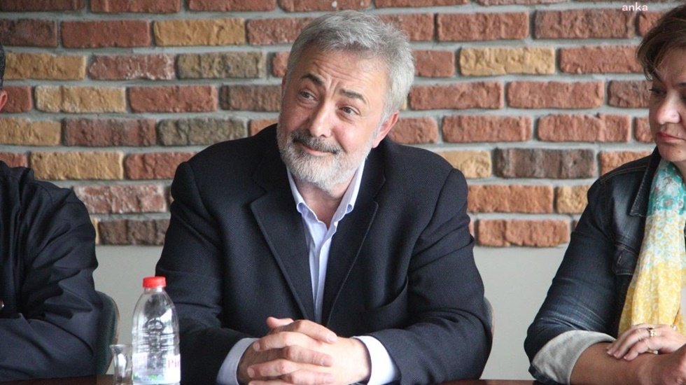 Mehmet Aslantuğ'dan AKP'ye: "&Ouml;yle yağma yok"