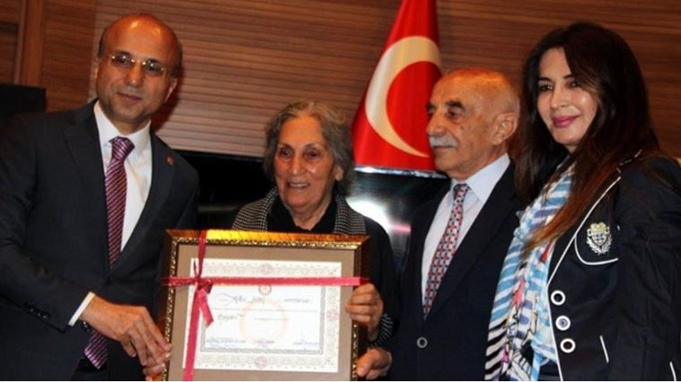 Millet İttifakı vekilleri mazbatalarını aldı