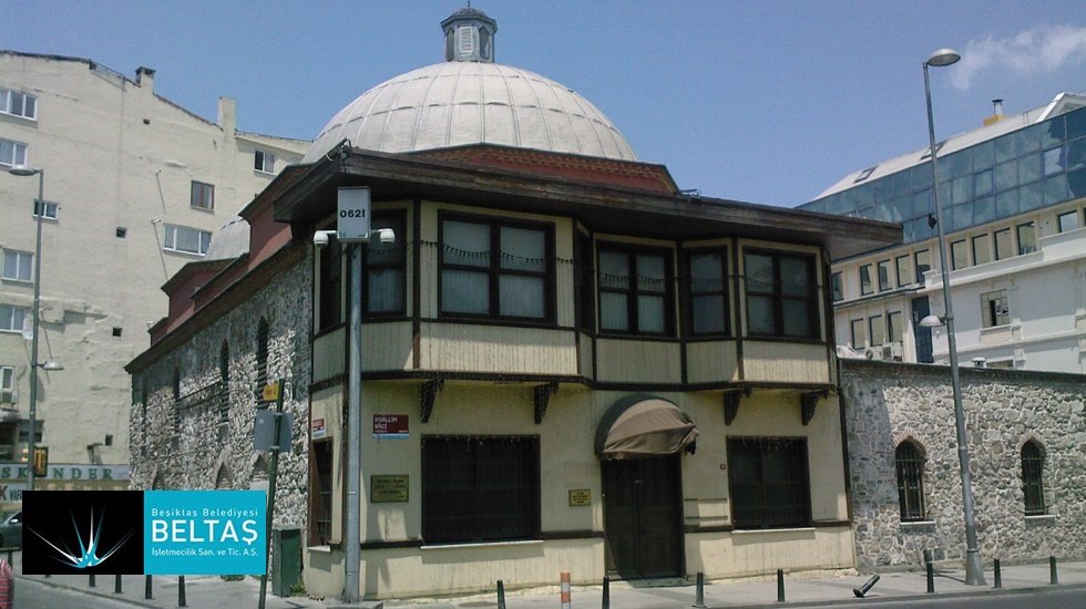 Tarihi H&uuml;srev Keth&uuml;da Hamamı