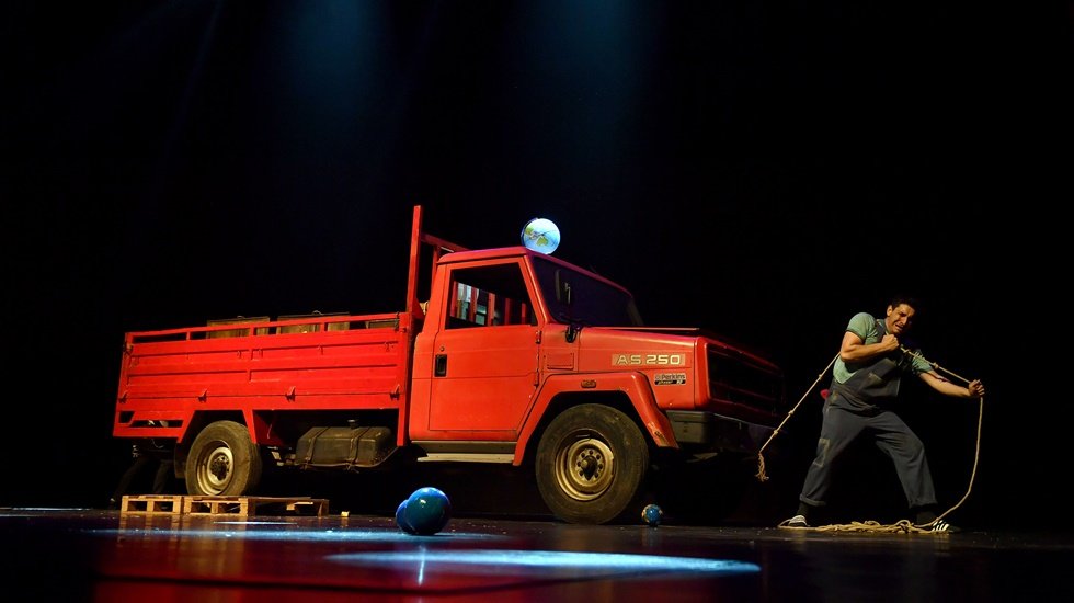 &ldquo;Kamyon&rdquo; ve &ldquo;Kırmızı Başlıklı Kız&rdquo; oyunlarına &ouml;d&uuml;l&hellip;