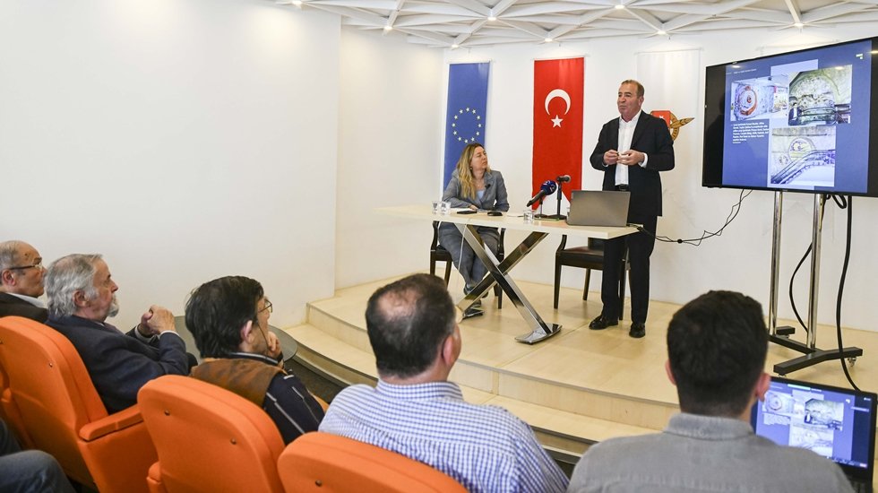 &ldquo;Başkent oluşunun 100. yılında Ankara'nın k&uuml;lt&uuml;rel mirası&rdquo; s&ouml;yleşisi