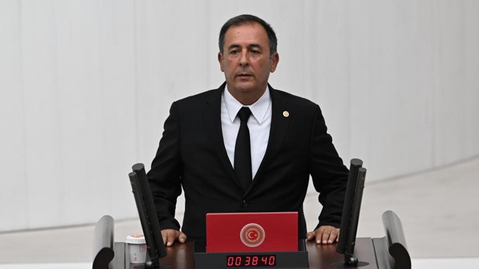 AKP, 6,5 yıldır &uuml;lkeyi Anayasa&rsquo;ya aykırı bir şekilde y&ouml;netiyor