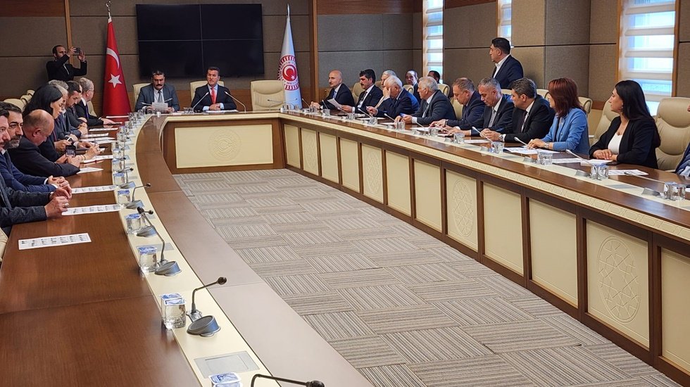 CHP&rsquo;nin MYK&rsquo;da yer almayan isimler komisyonlarda g&ouml;rev &uuml;stlendi.