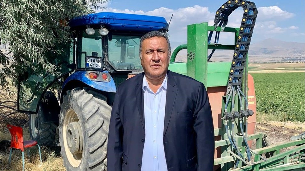 Tarım araçları, besi hayvanları icra yoluyla satılıyor...