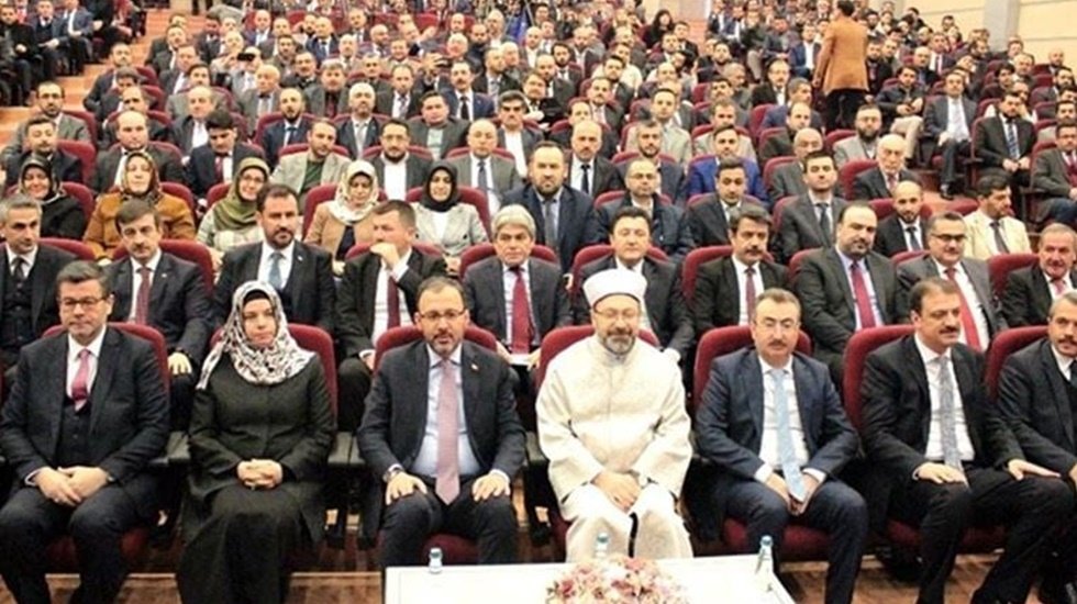 Manevi danışmanların g&ouml;revleri nedir?