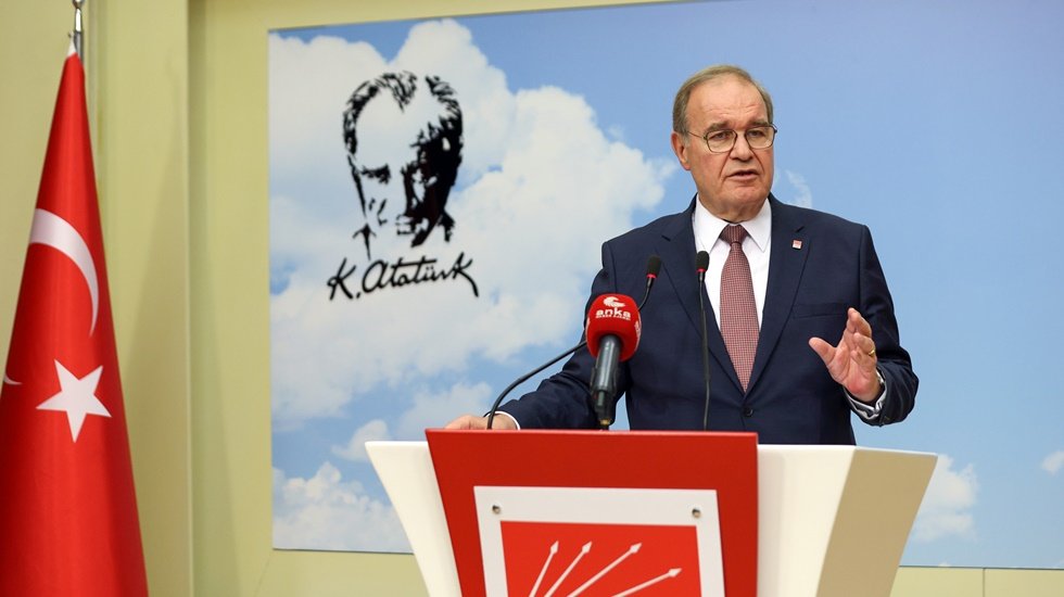 &Ouml;ztrak&rsquo;tan &lsquo;yerel se&ccedil;im&rsquo; a&ccedil;ıklaması: "Tazelenen kadrolarımızla se&ccedil;imi a&ccedil;ık ara kazanmayı hedefliyoruz"