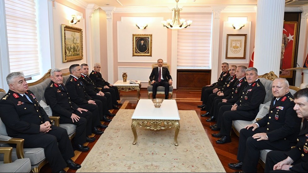 https://yenisoluk.com/uploads/2023/06/tasfiye-suleyman-soylu-sonrasi-ali-yerlikaya-icisleri-nde-kendi-ekibini-kuruyor-iddiasi