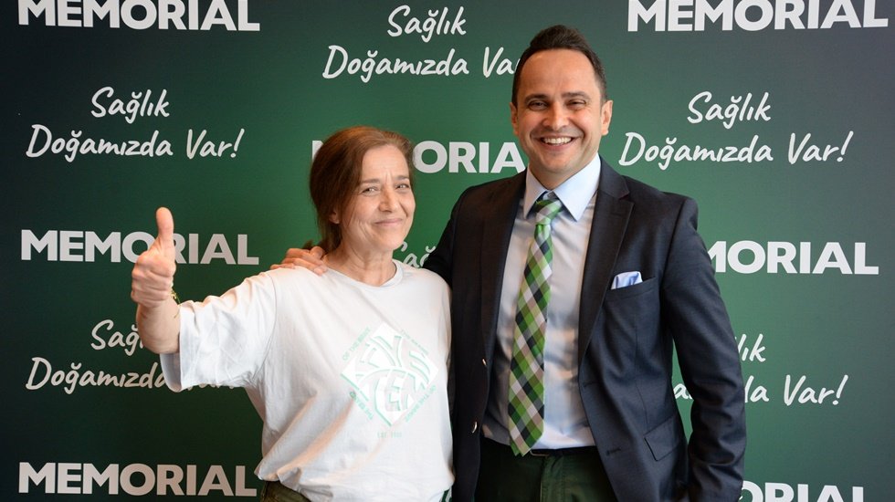 Üçüncü evre serviks kanserini yendi, yaşama yeniden tutundu