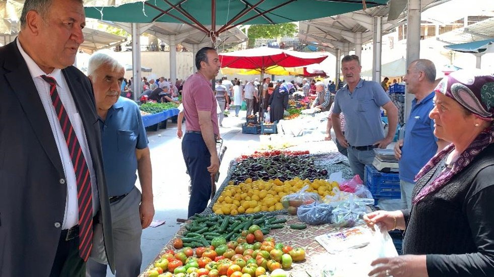  Akaryakıt zammı sebze ve meyve fiyatlarını katladı 
