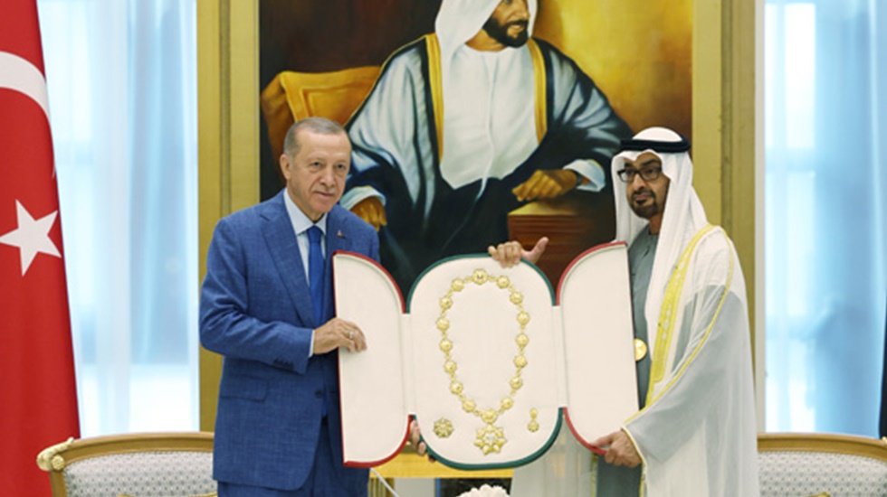 Erdoğan'dan BAE'ye vergi kıyağı