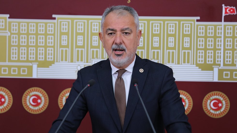 CHP'li Cumhur Uzun&rsquo;dan Bakan Tun&ccedil;&rsquo;a: "Siz, Anayasaya sahip &ccedil;ıkmayan bir Adalet Bakanı oldunuz!"
