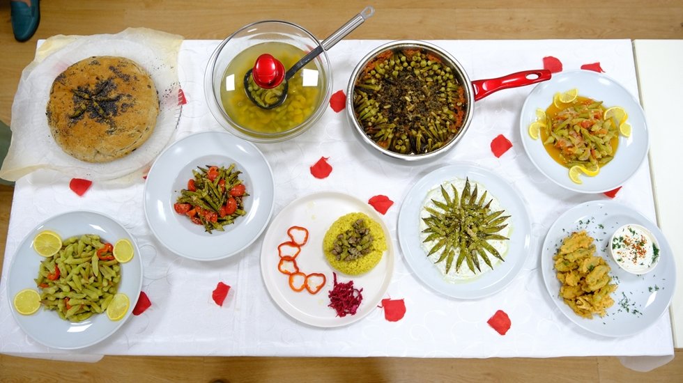 Bornova&rsquo;nın coğrafi mirası Kınalı Bamya ve Misket &Uuml;z&uuml;m&uuml;&rsquo;n&uuml;n eşsiz harmanı