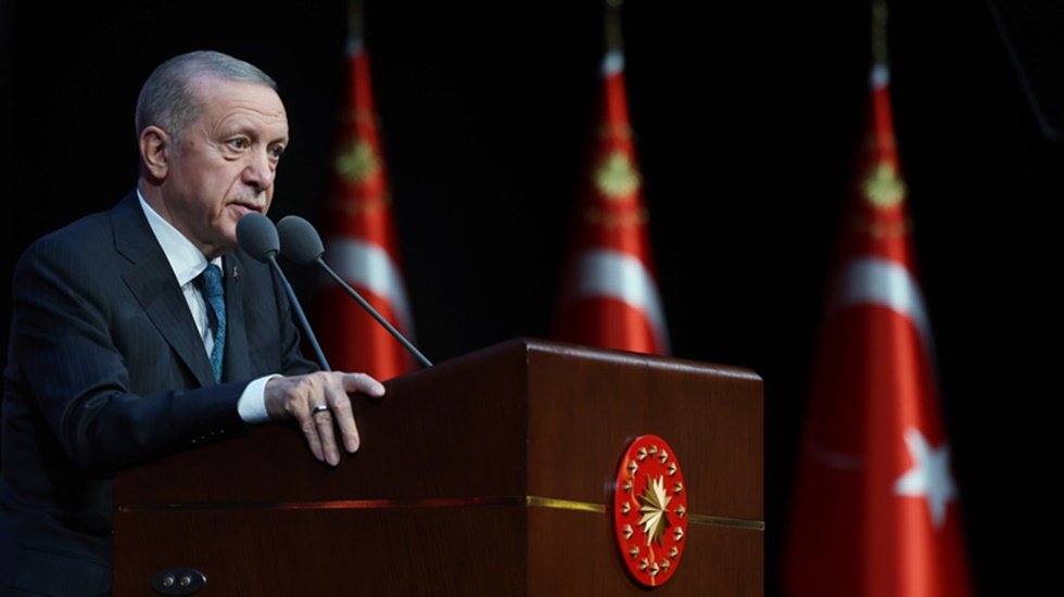 Erdoğan'dan 'sosyal medya' eleştirisi: Ahlaki a&ccedil;ıdan ciddi bir yozlaşma yaşanıyor