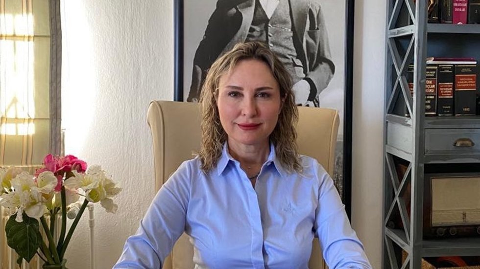 Hukuk&ccedil;u &Ccedil;alıkuşu: " T&uuml;rkiye'de adaletin sağlanmasında ciddi sıkıntılar yaşanıyor..."