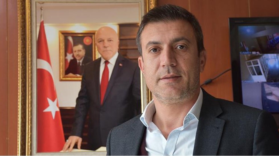 K&uuml;rs&uuml;de kalp krizi ge&ccedil;iren Hınıs Belediye Başkanı ent&uuml;be edildi