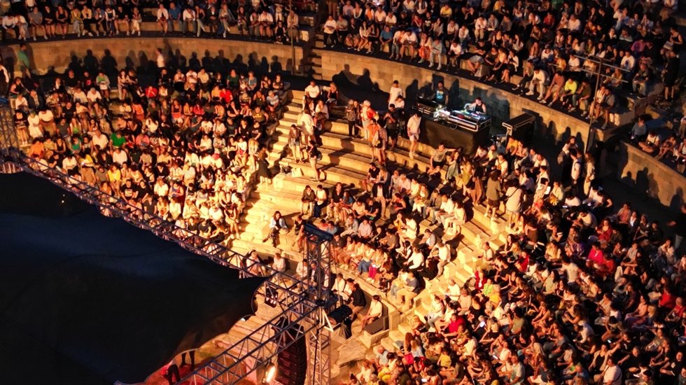 4. Bergama Tiyatro Festivali &uuml;&ccedil; g&uuml;nde 4000&rsquo;i aşkın katılımcıyı ağırladı